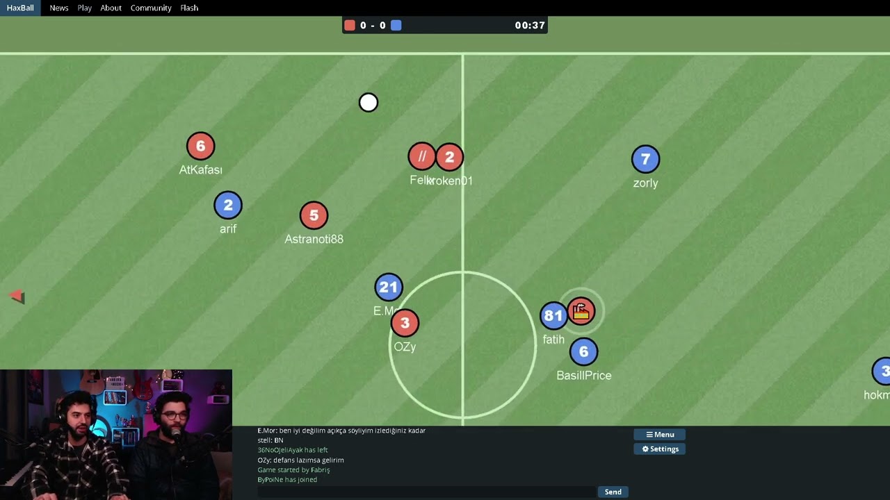 A Eurosport commentator calls a Haxball match at Fabrika Müzik